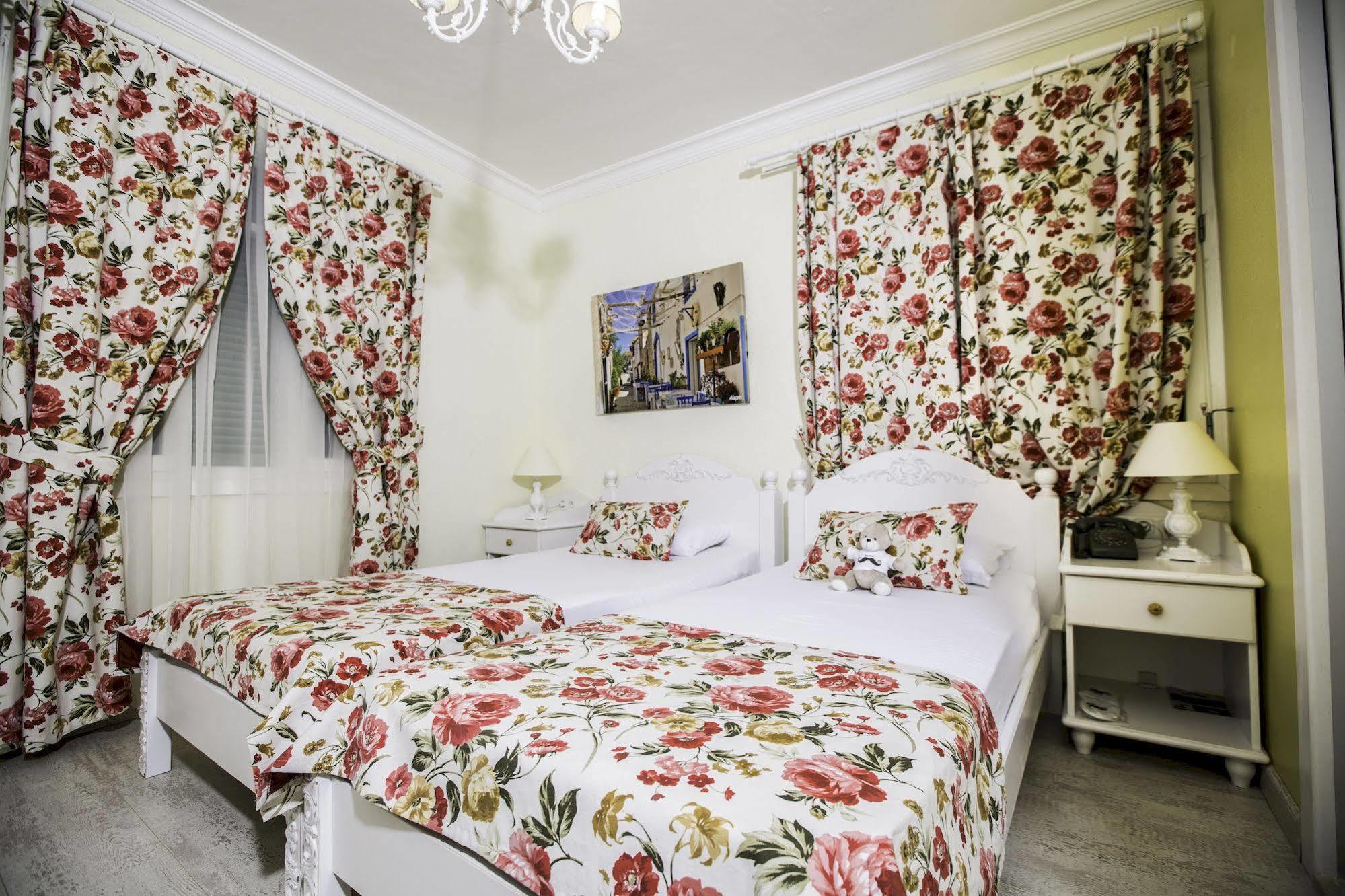 The White Hotel อาเลอเจอติ ภายนอก รูปภาพ