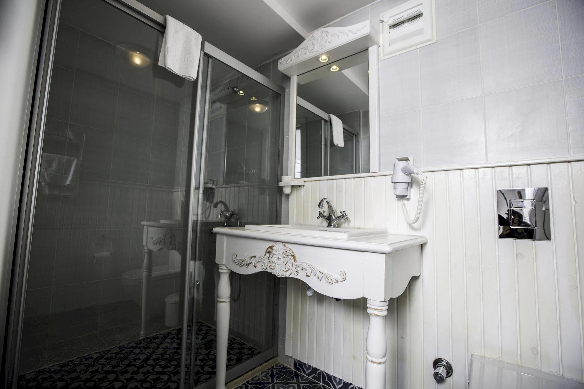 The White Hotel อาเลอเจอติ ภายนอก รูปภาพ